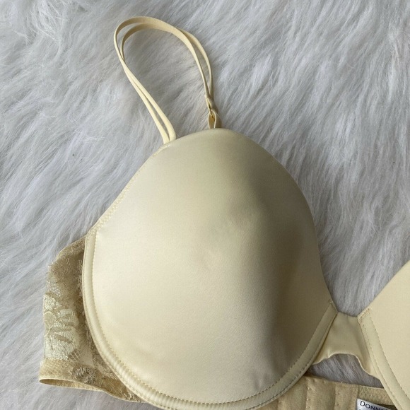 Donna Karan Bra Sz 36C Intimates Off White Underwired Back Closure Nylon Blend - Picture 2 of 7